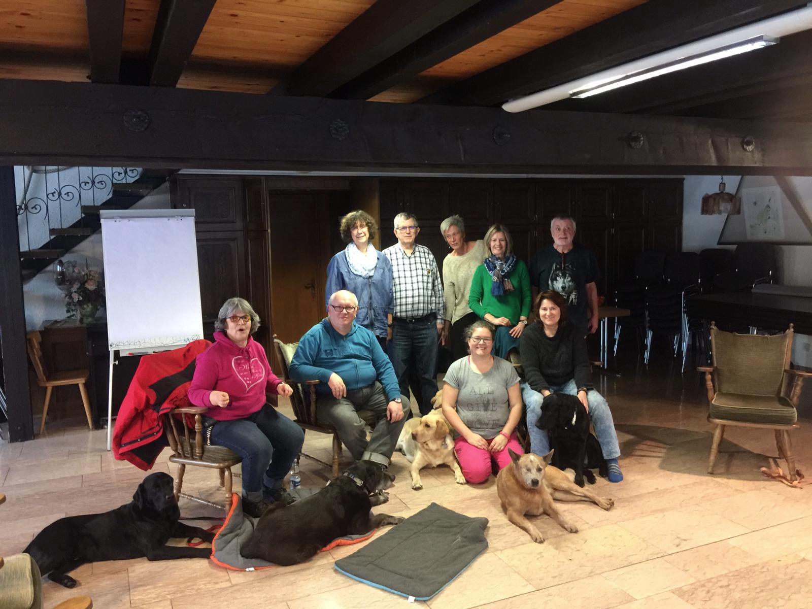 Gruppenbild des 1. FHS mit Helena Conens